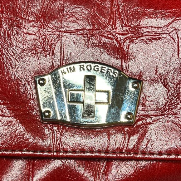 Kim Rogers Red Faux Leather Crossbody Bag With Chain Strap & Silver Hardware - Picture 3 of 4